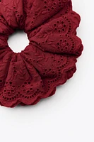 EMBROIDERED OPENWORK SCRUNCHIE