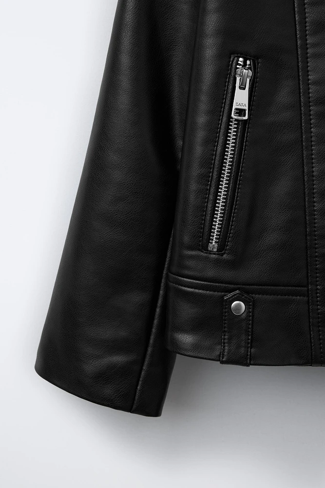 BLOUSON EN MATIÈRE SYNTHÉTIQUE