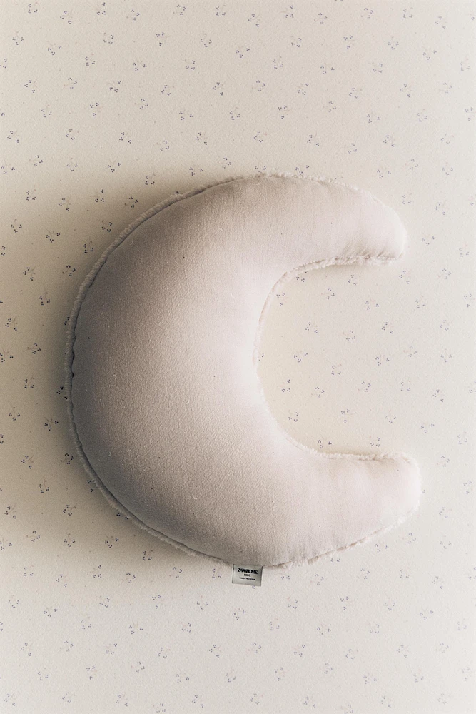 COUSSIN ENFANT LUNE FAUSSE FOURRURE GAZE