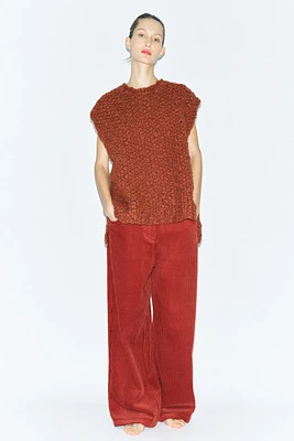 OVERSIZED TEXTURED KNIT VEST