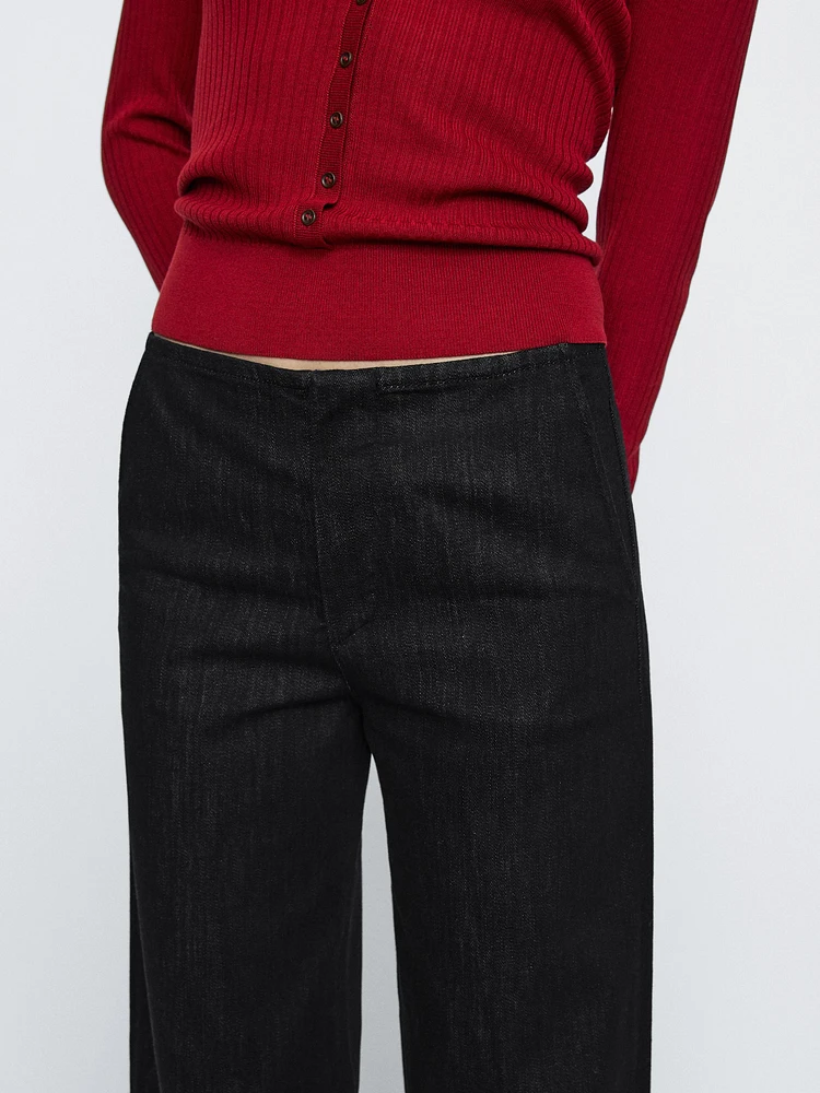 Mid-rise straight-leg comfort jeans