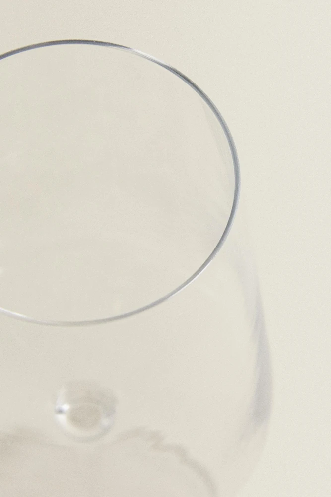 VERRE À VIN CRISTALLIN FORME CONIQUE