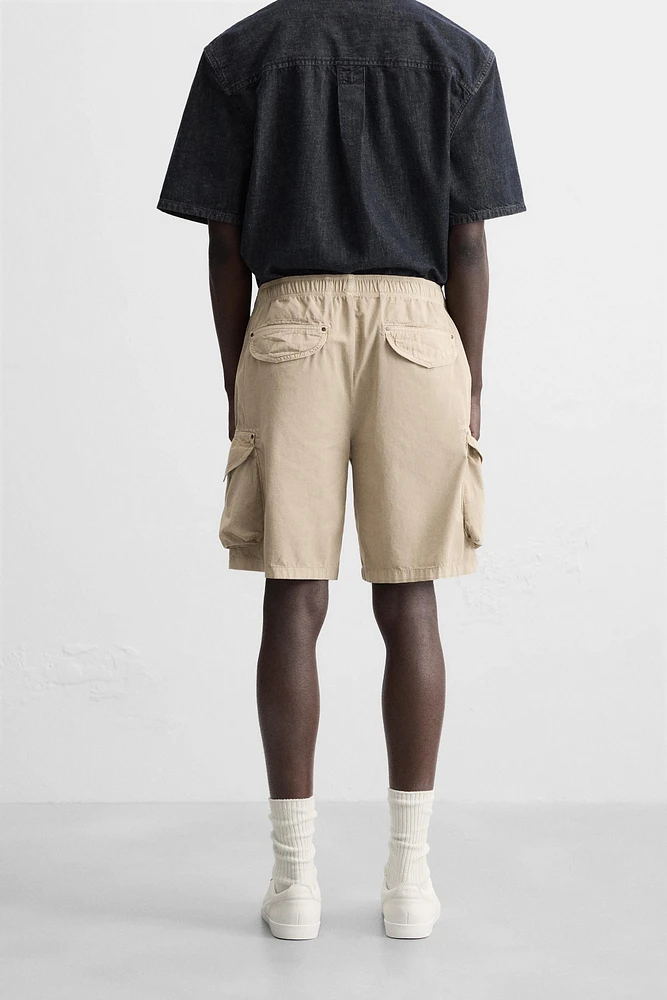 RELAXED FIT CARGO SHORTS