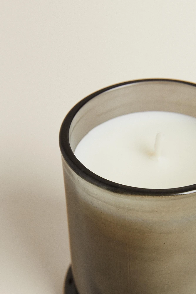 G) BOUGIE PARFUMÉE ETERNAL MUSK