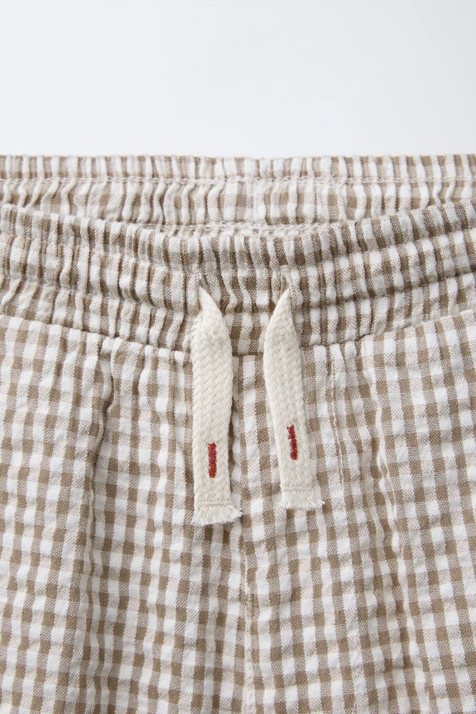 TEXTURED GINGHAM SHORTS