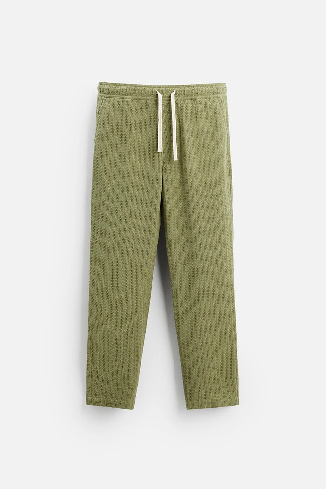 TEXTURED PANTS