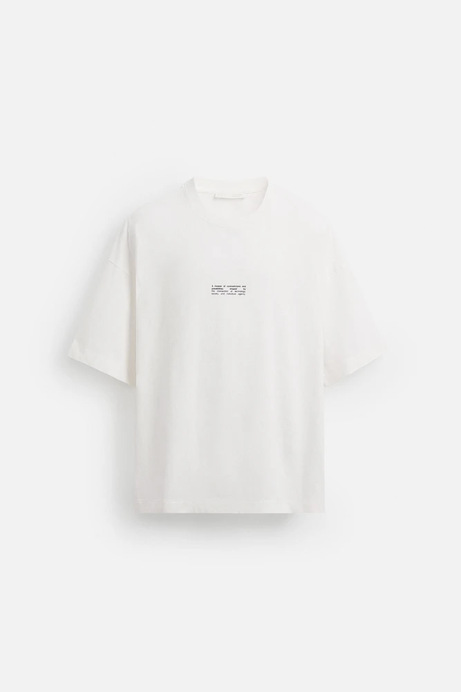 GRAPHIC PRINT T-SHIRT