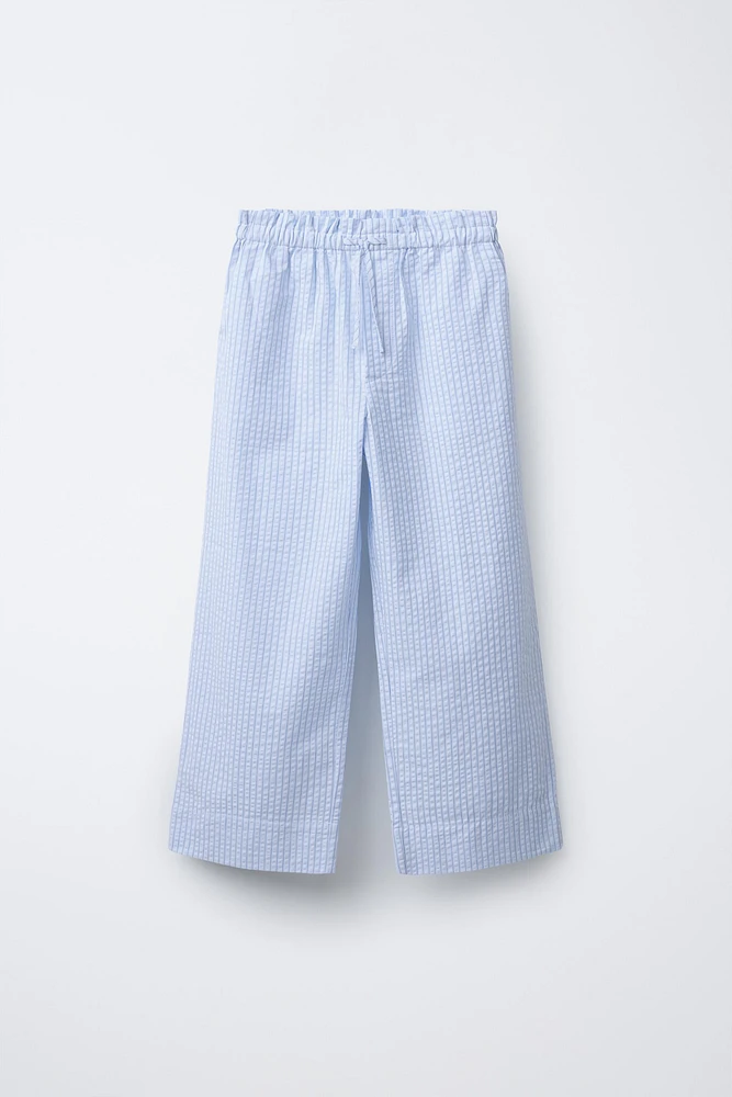PANTALON À RAYURES EN SEERSUCKER