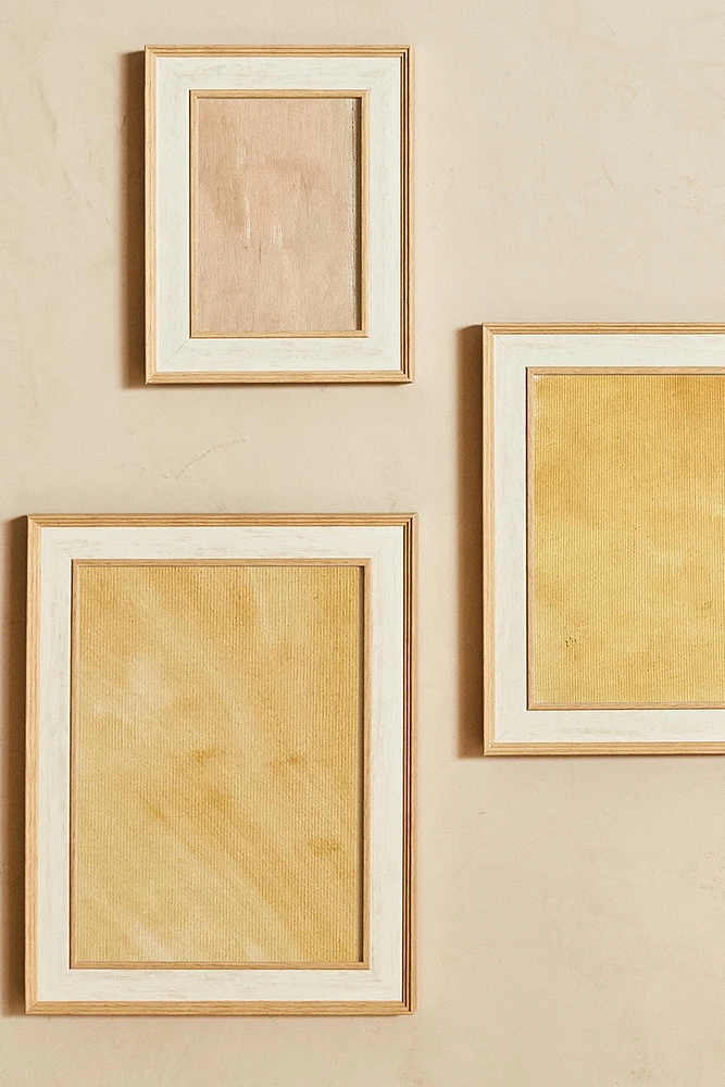 CONTRAST WOODEN PICTURE FRAME