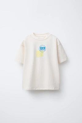 RAISED GRAPHIC T-SHIRT