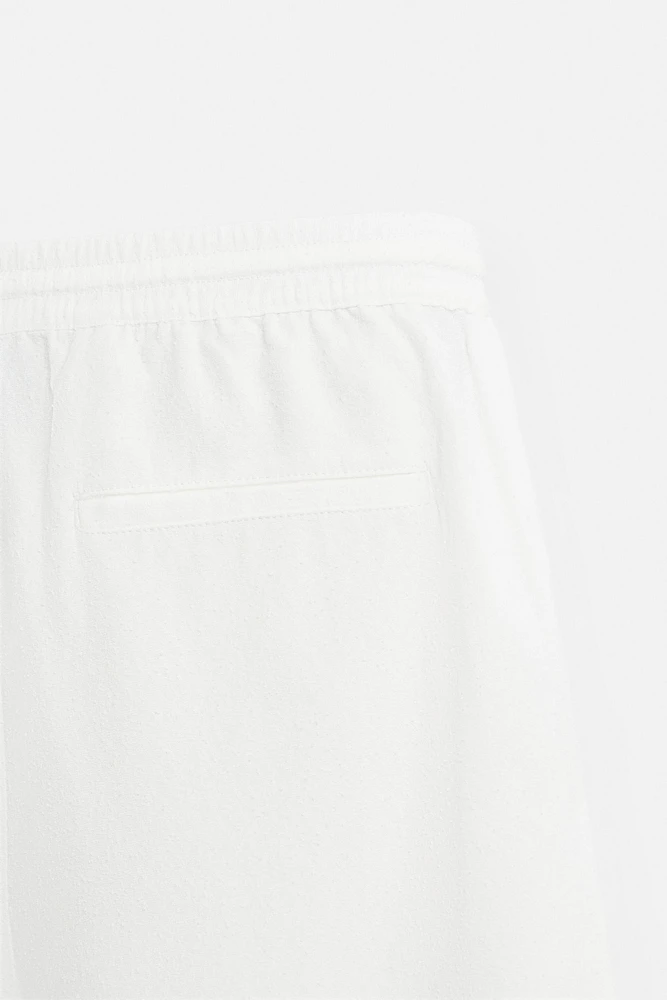 BOUCLÉ TEXTURED SHORTS