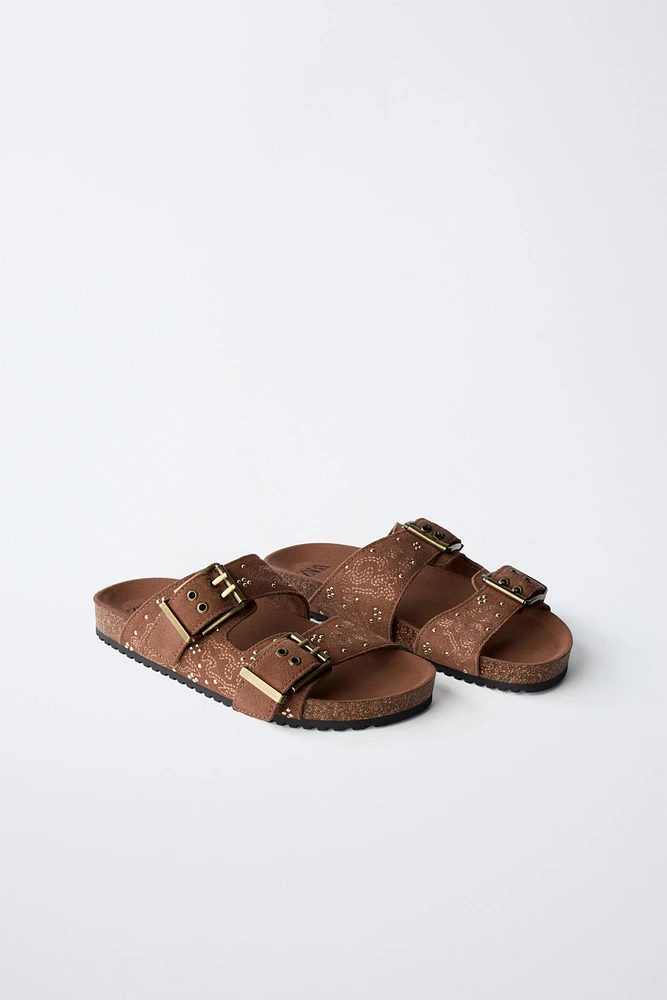SPLIT LEATHER MICRO-STUD BUCKLE SANDALS