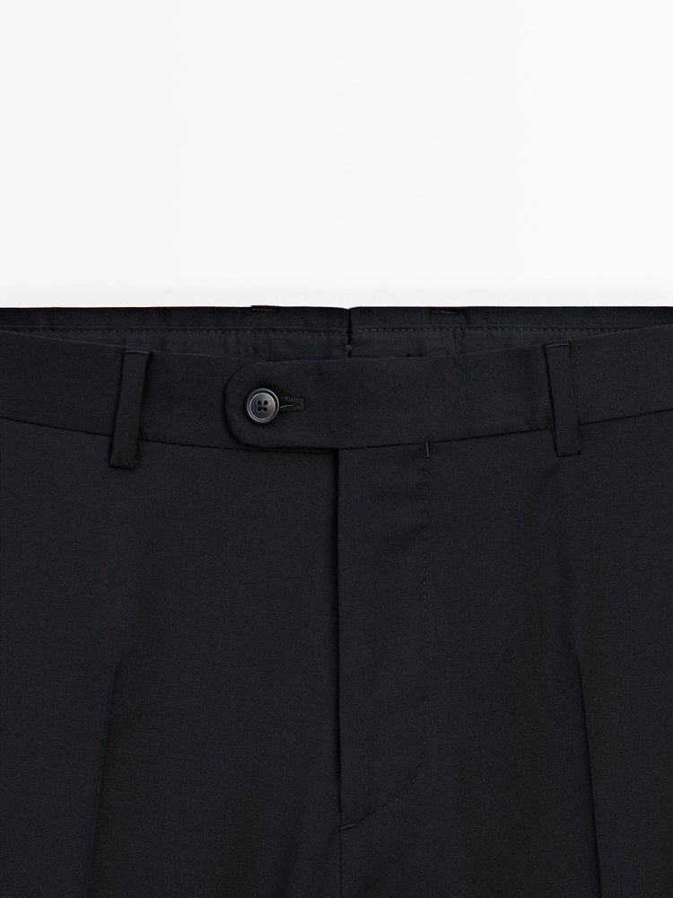 Pantalon de costume uni en laine