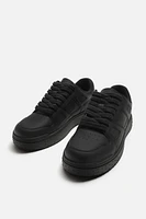 RETRO STYLE SNEAKERS
