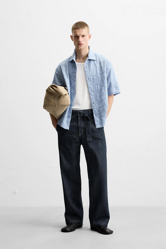 STRAIGHT FIT BELTED JEANS