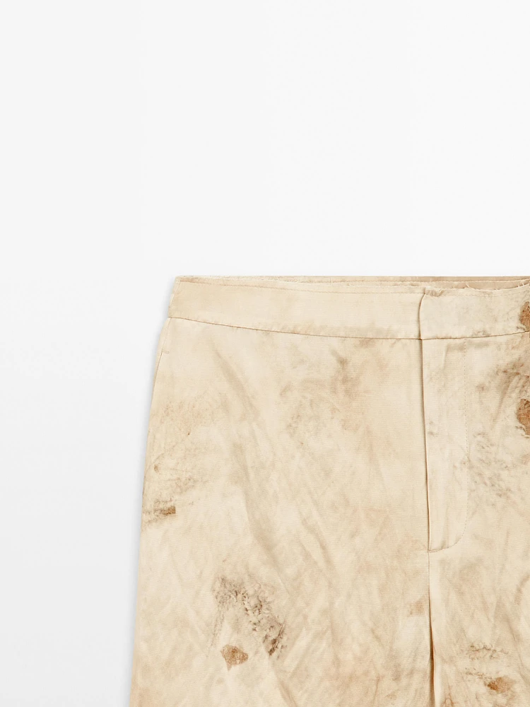 Flowing straight-leg metallic trousers