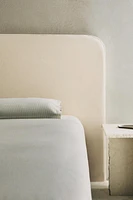 ROUNDED HEADBOARD WITH LINEN AND COTTON COVER