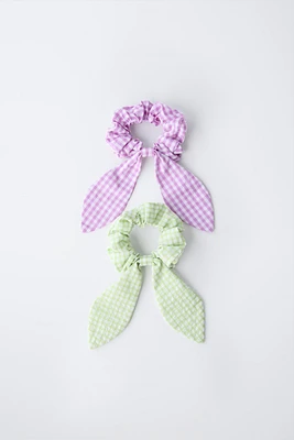 TWO-PACK OF GINGHAM BOW SCRUNCHIES