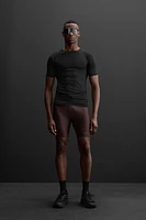 COMPRESSION TECHNICAL T-SHIRT