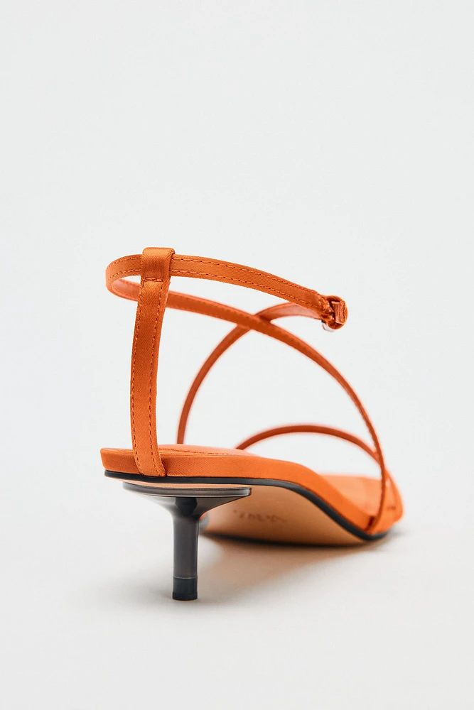 SATIN-EFFECT CROSSED STRAP SANDALS