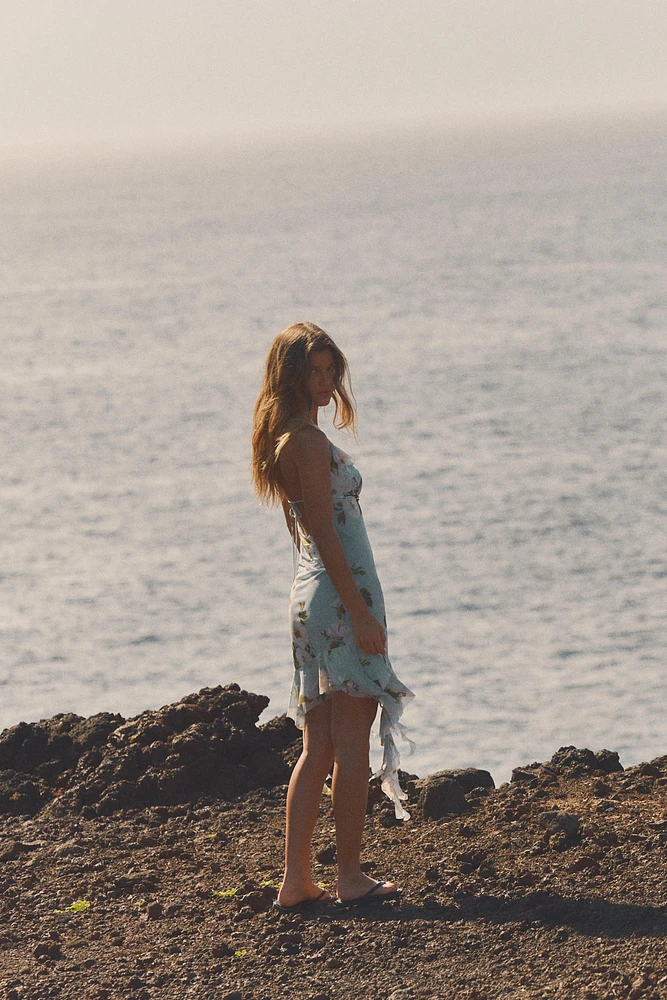ROBE COURTE EN TULLE IMPRIMÉ FLEURS