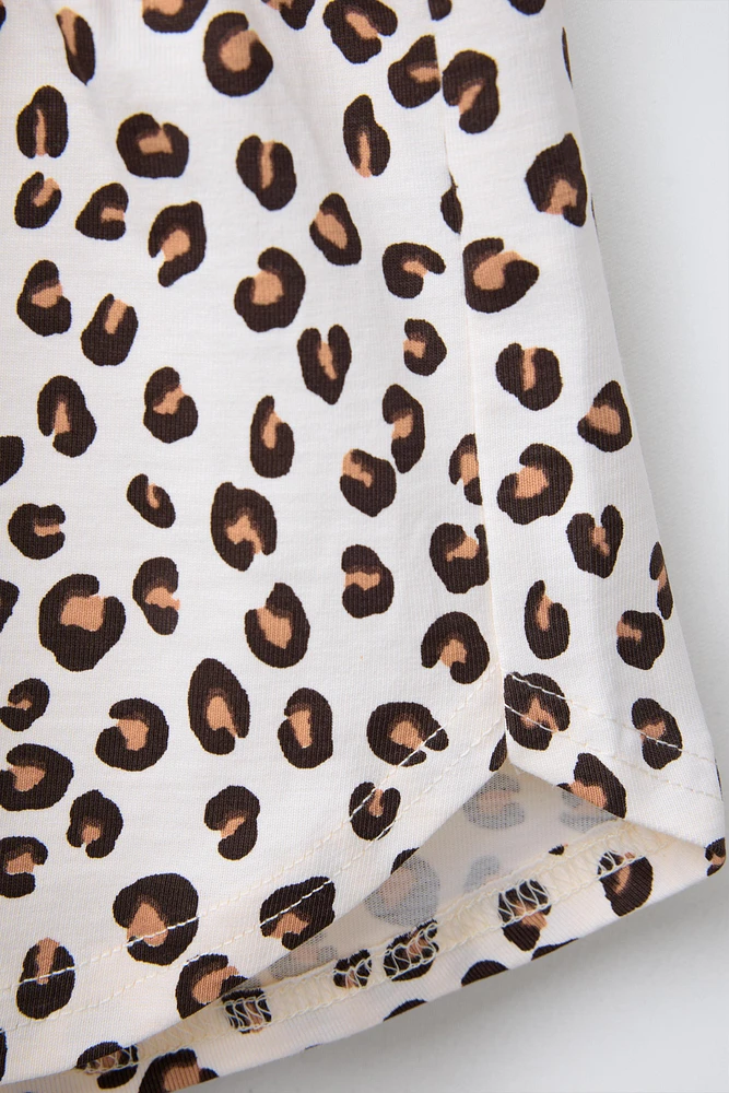 CROPPED T-SHIRT AND PRINTED BERMUDA SET