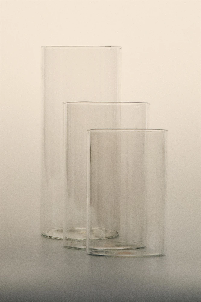 BOROSILICATE GLASS LANTERN VASE