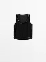Top en cuir et daim à clous