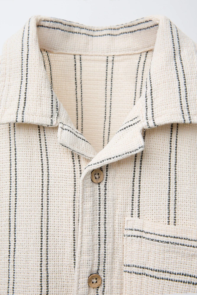 CHEMISE À RAYURES TEXTURÉE
