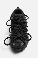 BASKET MULTI-LACETS