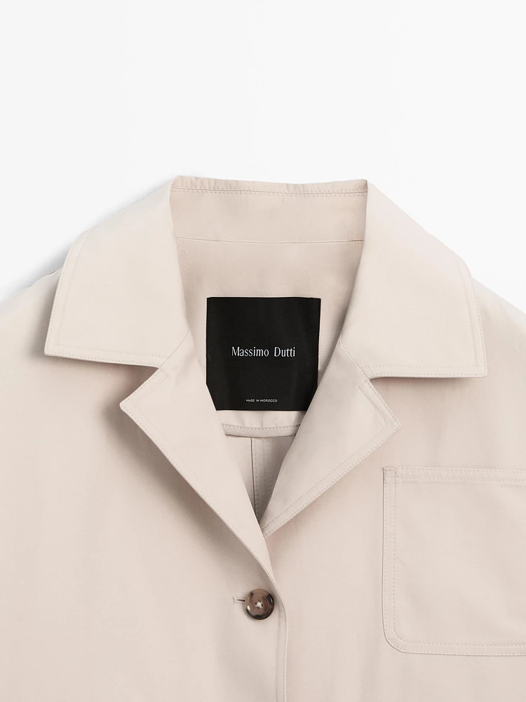 Water-repellent cape jacket