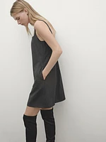 Robe courte à bretelles