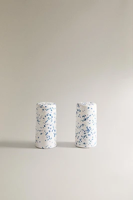 SPECKLED STONEWARE SALT AND PEPPER SHAKER SET