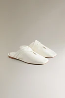 CROSSOVER LEATHER MULES