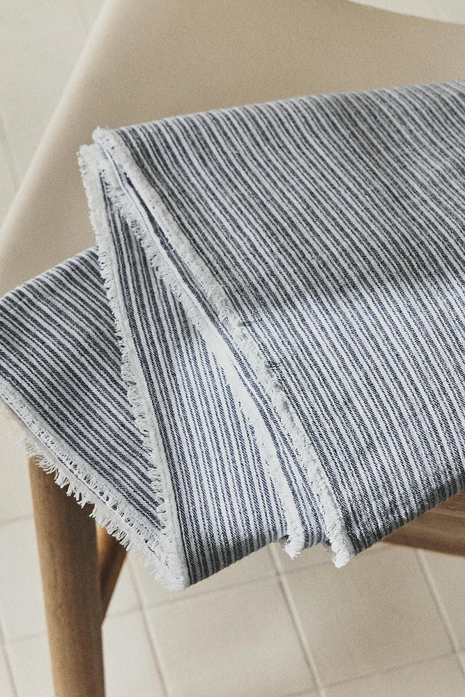 STRIPED COTTON BLANKET