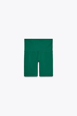 SEAMLESS BIKE SHORTS