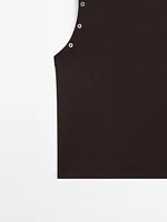 Cropped T-shirt with eyelets