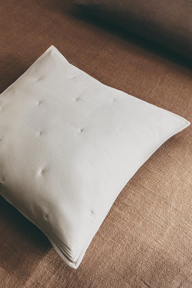 MICROFIBER PILLOW SHAM FOR QUILT