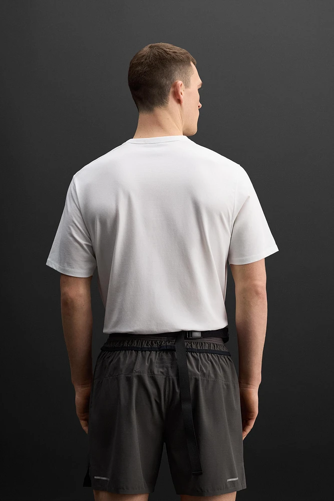 RELAXED TRAINING T-SHIRT