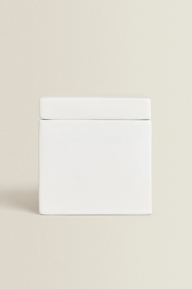 WHITE EARTHENWARE BATHROOM STORAGE JAR