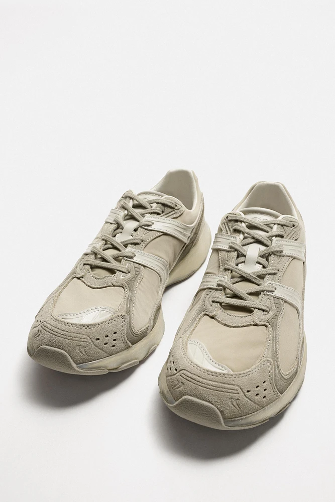 MONOCHROME SNEAKERS