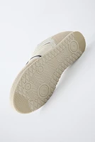 MESH SNEAKERS