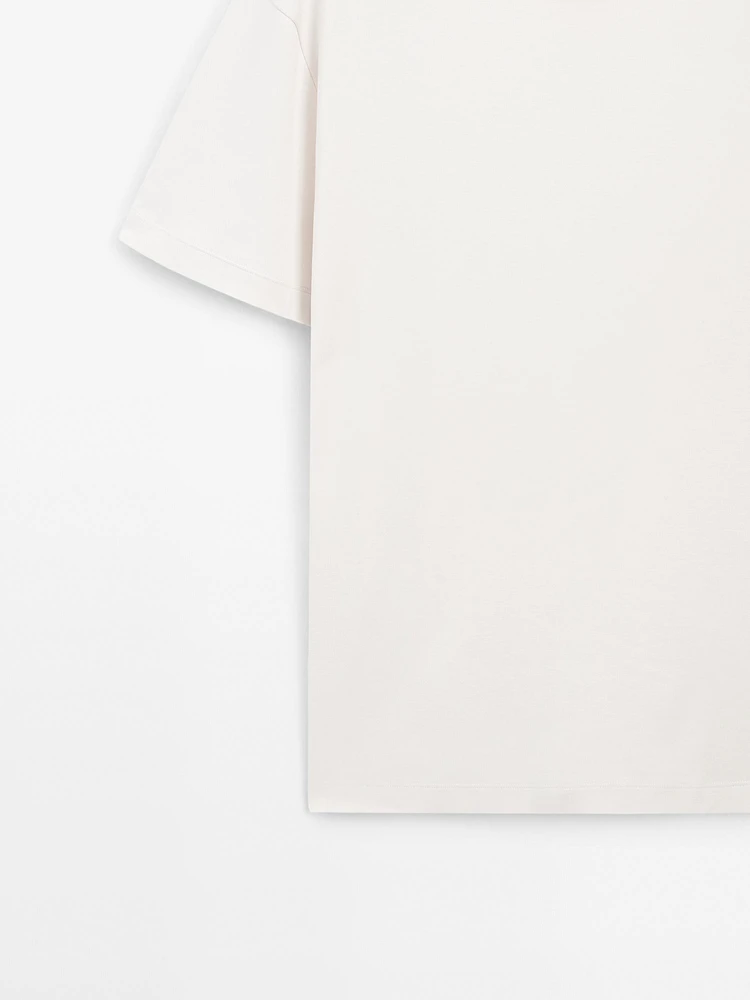 100% cotton medium weight T-shirt