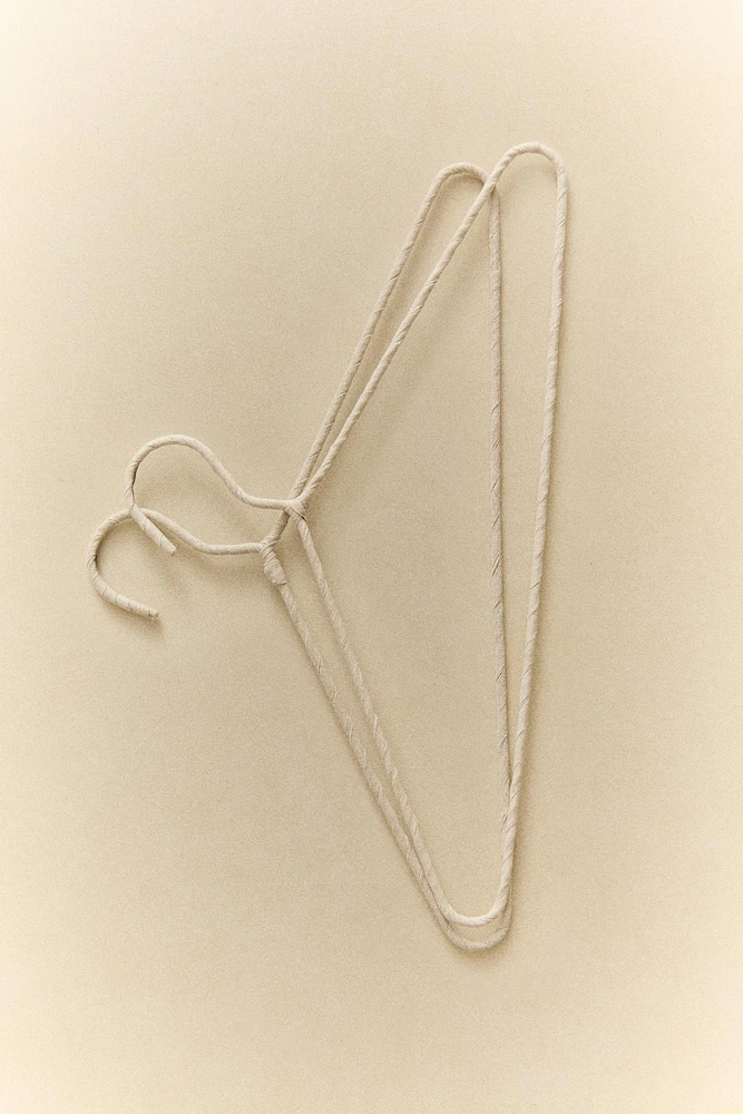 BEIGE COTTON AND LINEN HANGER (PACK OF 4)