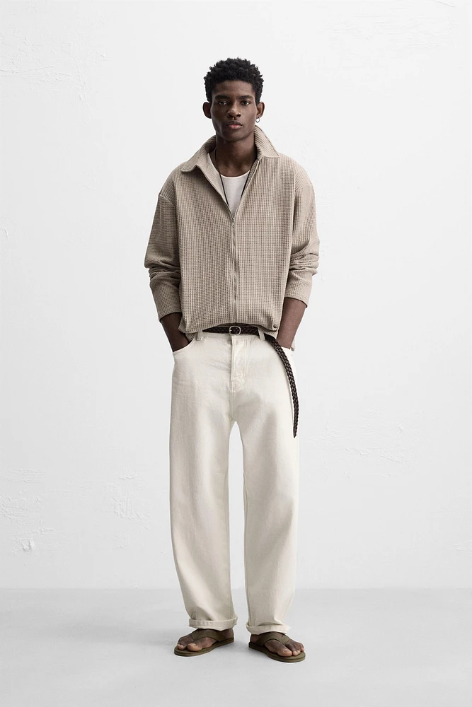 TEXTURED GRID JACKET