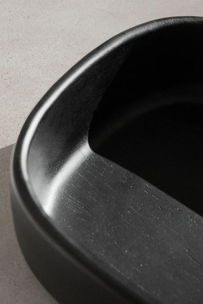 TRAY 03