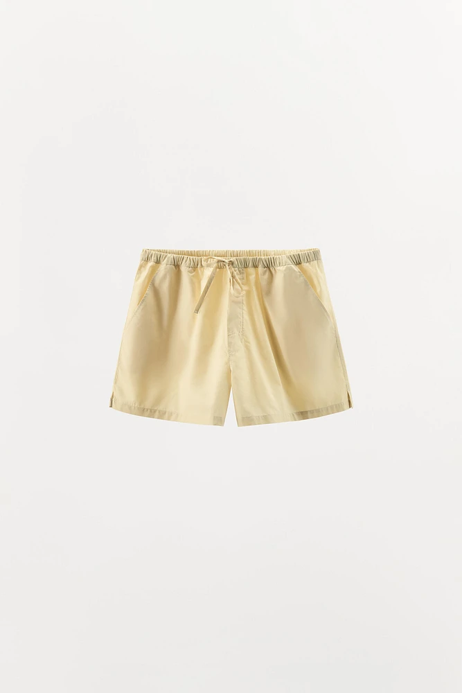 POPLIN SHORTS WITH STITCHING