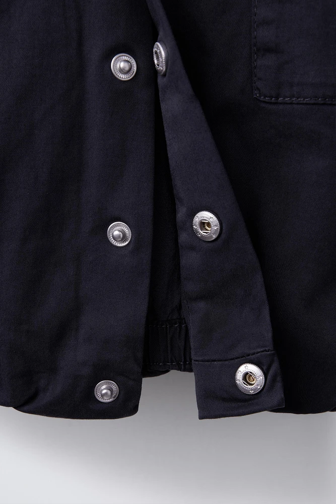 BLOUSON À CAPUCHE AVEC LOGO