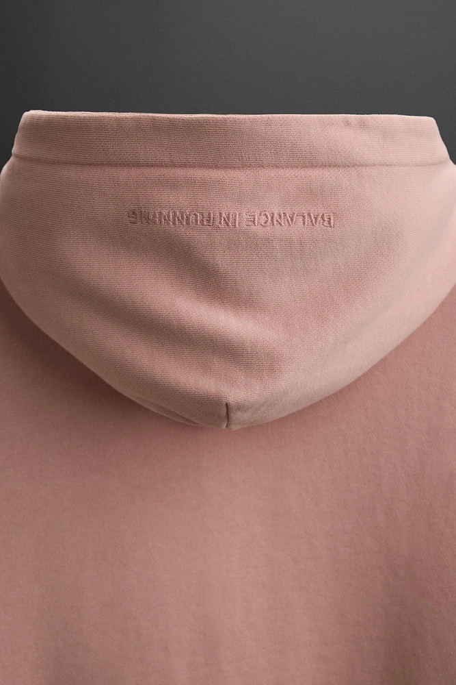 EMBROIDERED HOODIE SWEATSHIRT