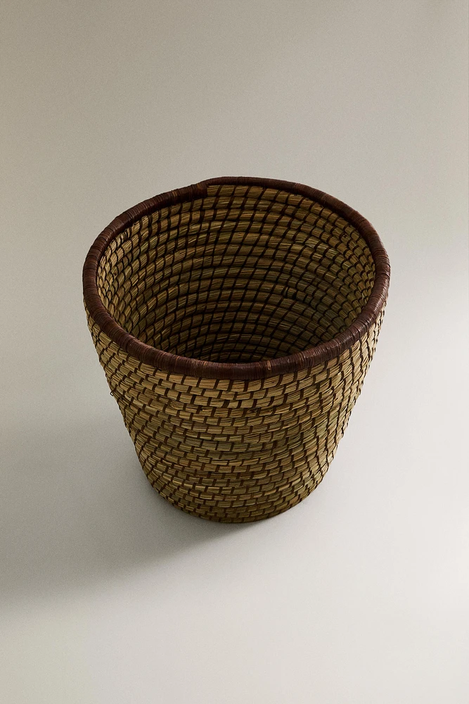 CORBEILLE RONDE TRESSÉE